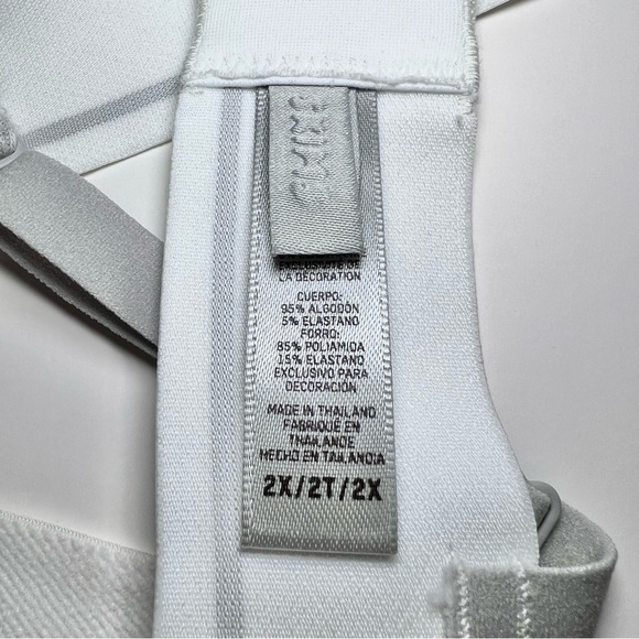 SKIMS Cotton Rib Plunge Bralette in Light Heather Grey - Picture 6 of 7